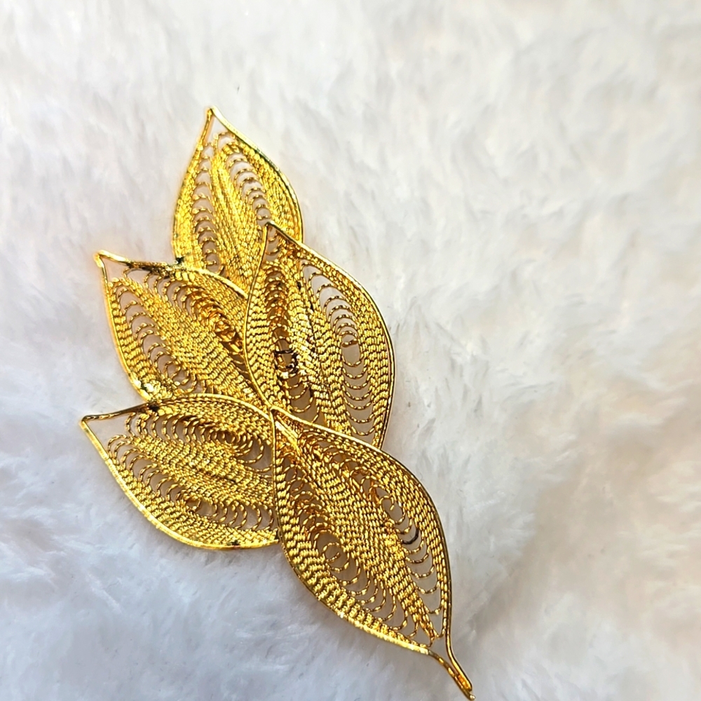 šVintange Elegant Gold and Silver Brooch Lot - Picture 3 of 14